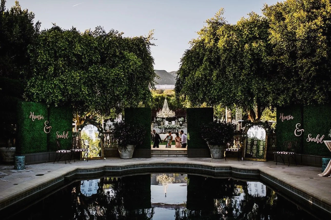 We specialize in designing and organizing weddings and events tailored to our clients' preferences, expectations and budget. Bringing their dream celebrations to life with precision and creativity.